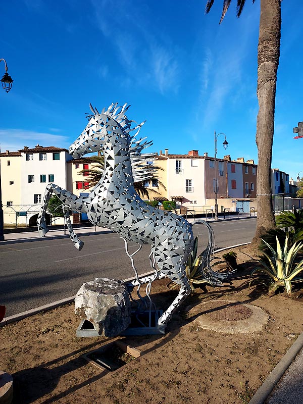 Statue  Port Grimaud