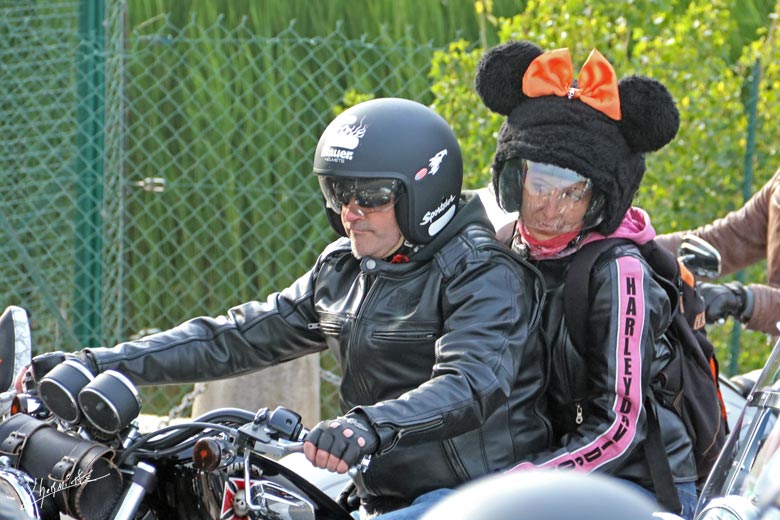 Parade Harley Davidson a port grimaud