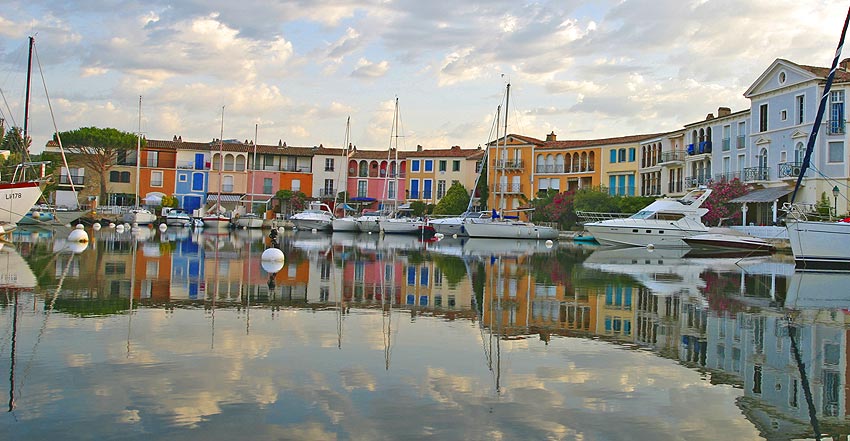 quai des fosses Port Grimaud