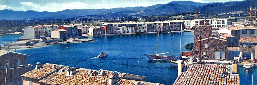 l(le longue de PORT GRIMAUD en construction port grimaud